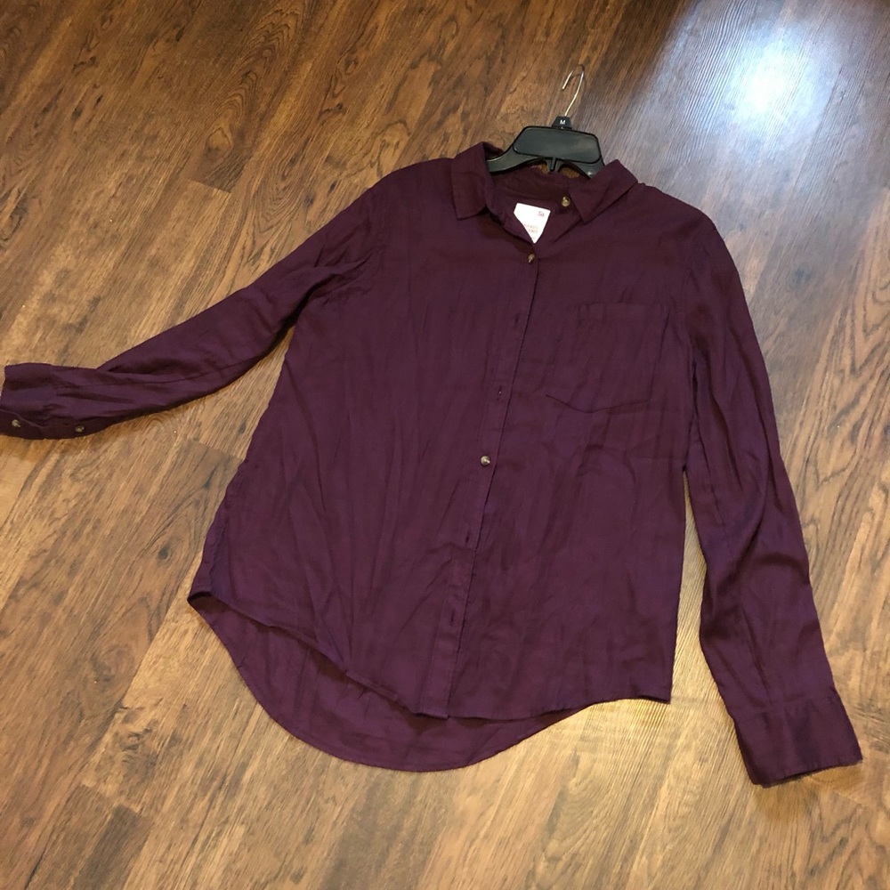 Burgundy women’s button up SO size L